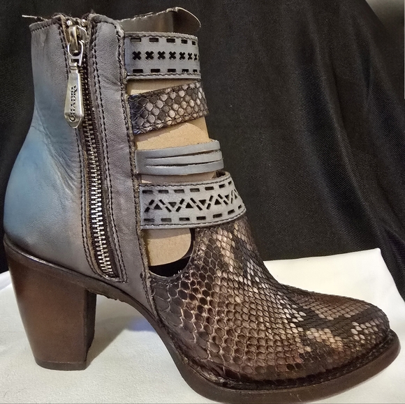 Quadra Ladies Python Booties - Picture 7 of 8